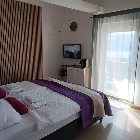 Apartments Pongrac เซรส ภายนอก รูปภาพ