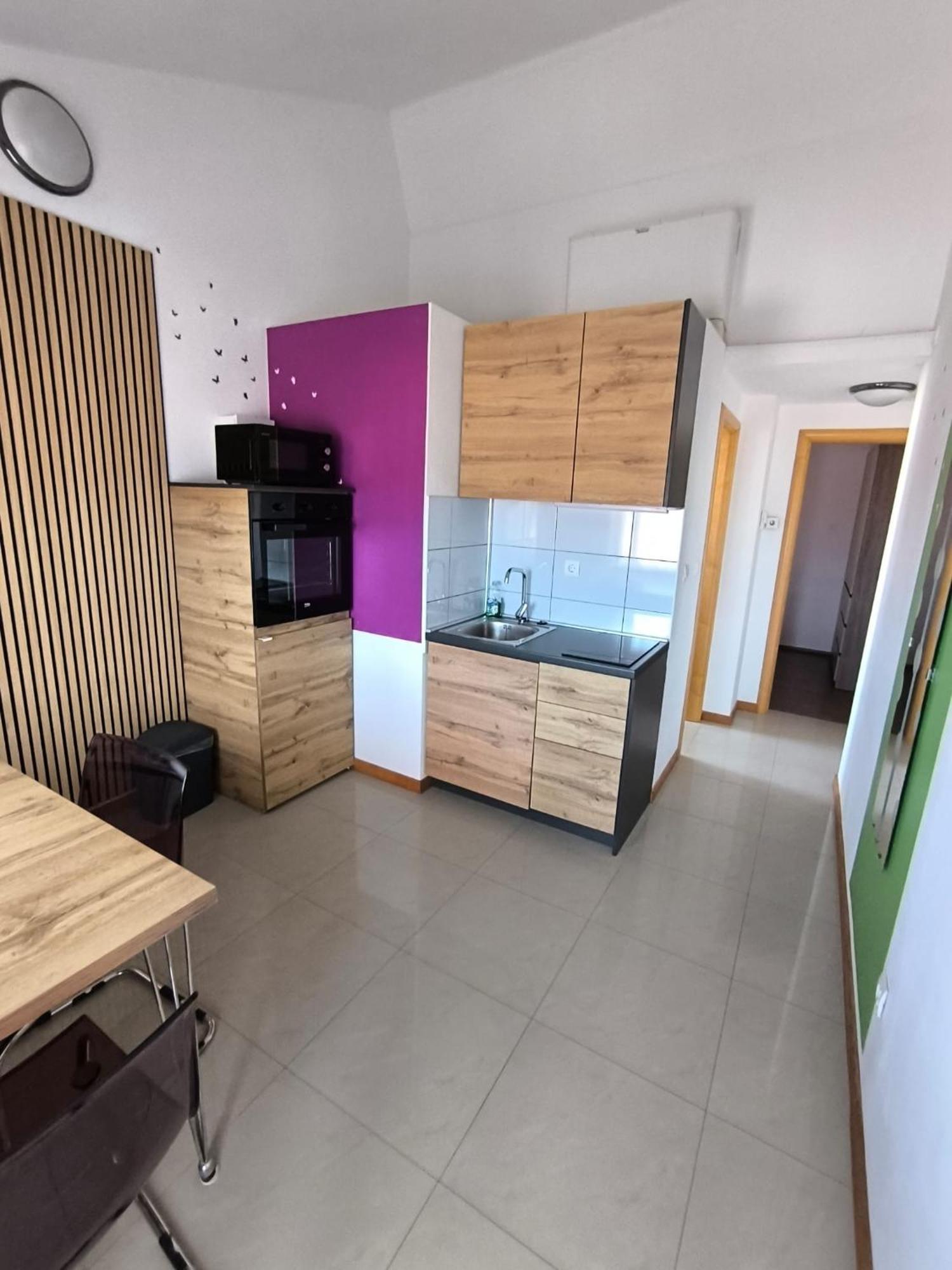 Apartments Pongrac เซรส ภายนอก รูปภาพ