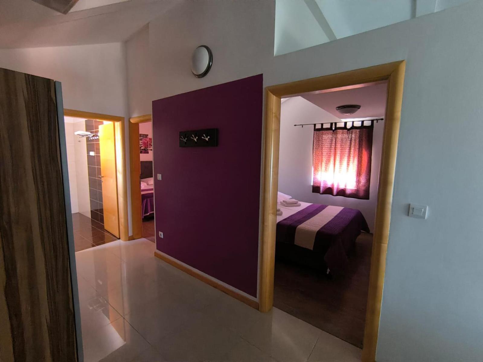 Apartments Pongrac เซรส ภายนอก รูปภาพ